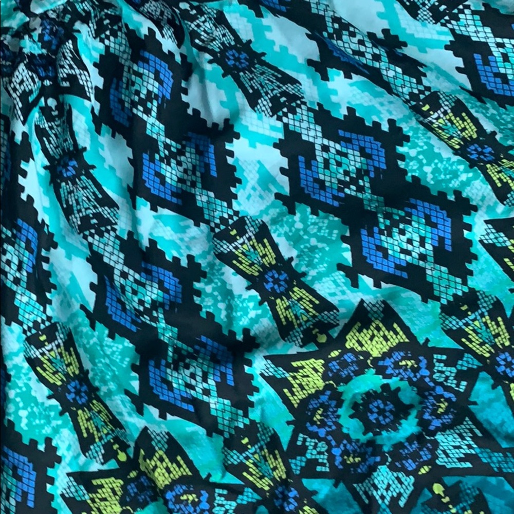 Pattern dress - Picture 4 of 4